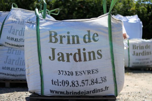 Brin de Jardins amendement terre végétale amendée à Tours en Indre et Loire